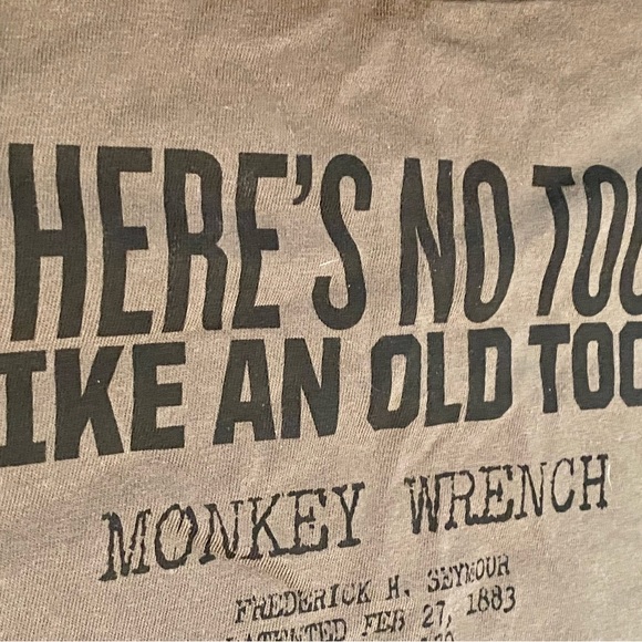 Duluth Trading Co Mens Size Large Long-tail T Tee Shirt NWT - Picture 2 of 12